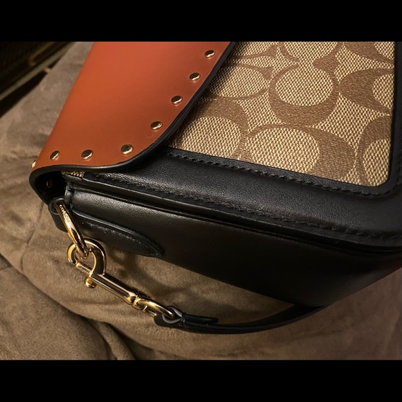 Coach Georgie Handbag - Picture 7 of 15